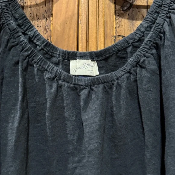 Universal Thread Elegant Black Puff Sleeve Top - Picture 4 of 6